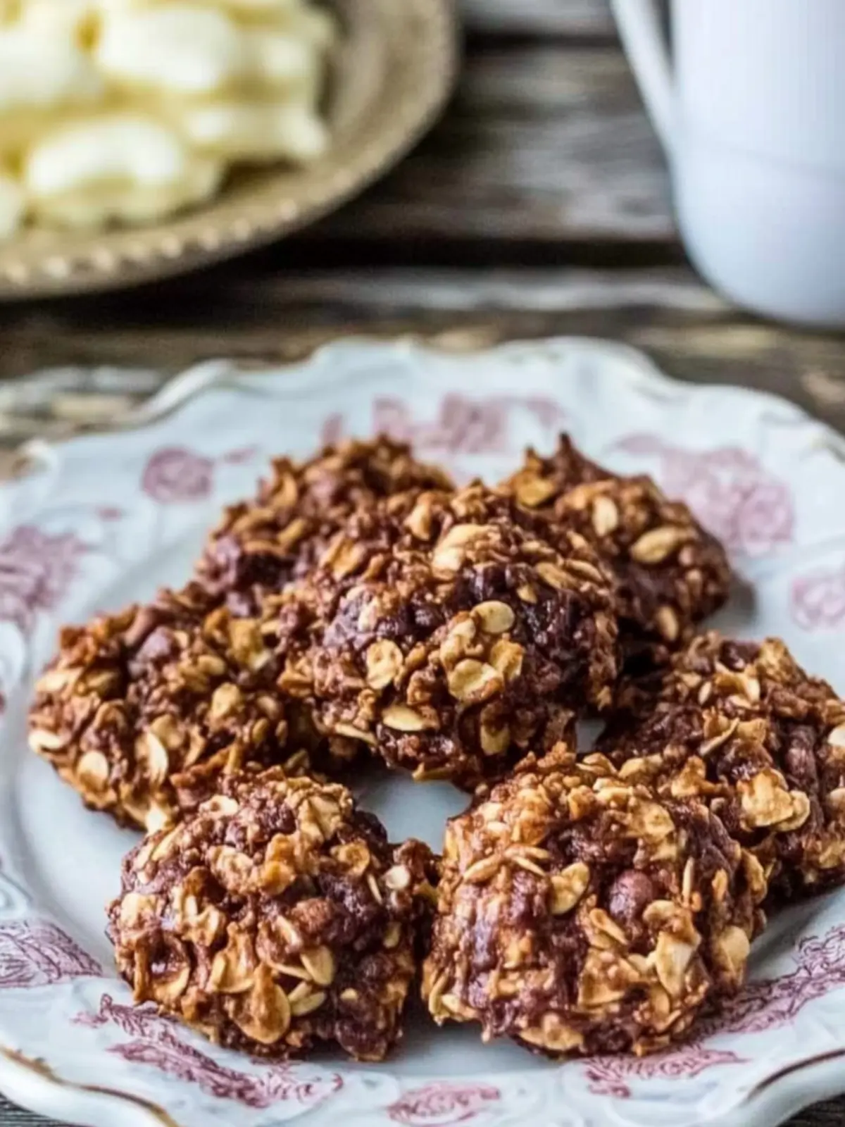 Decadent Haystack Cookies: Chewy Chocolatey Bliss Awaits Haystack Cookies