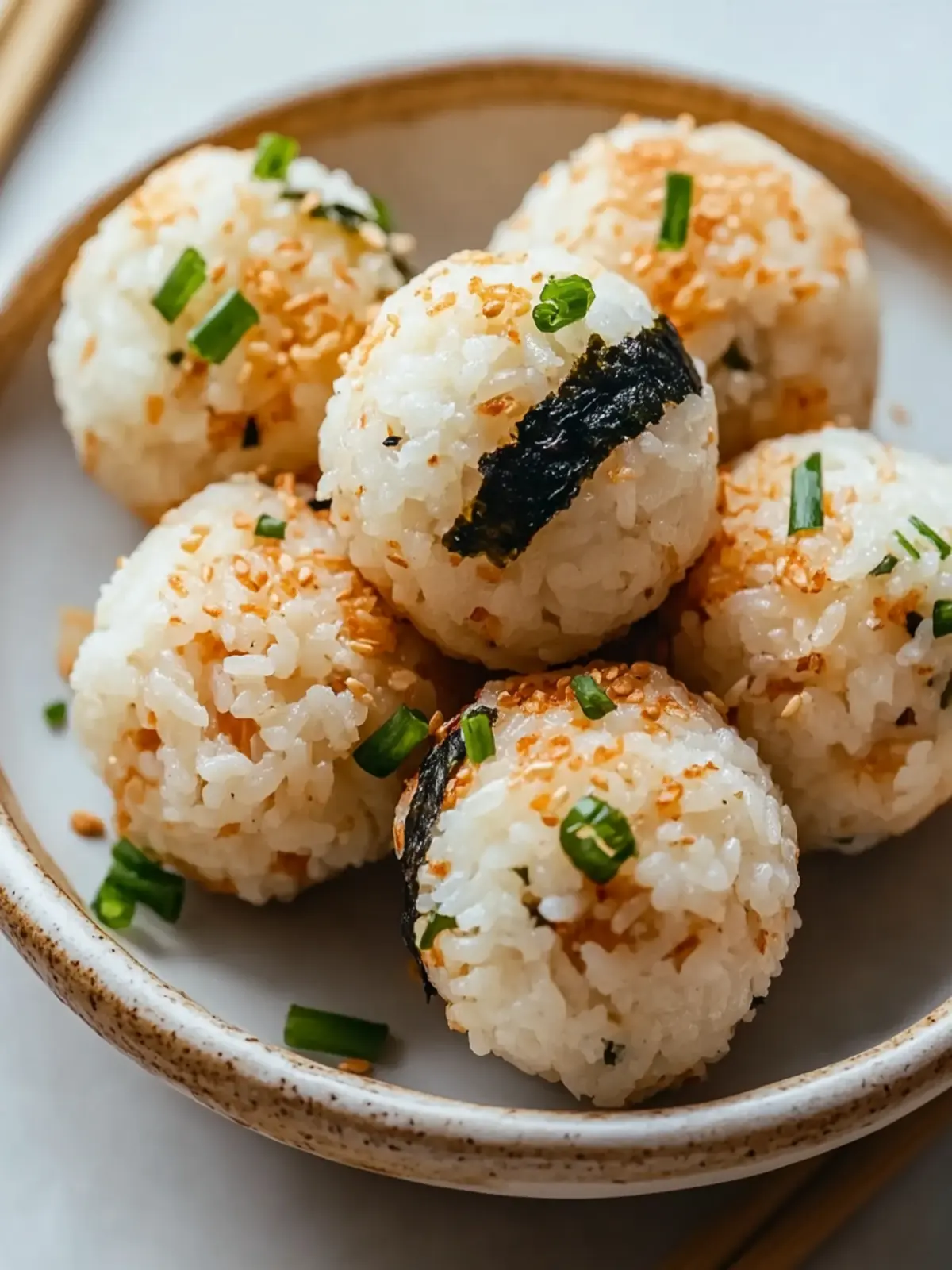 Tuna Rice Balls: Quick, Flavor-Packed Bites for Everyone Tuna Rice Balls