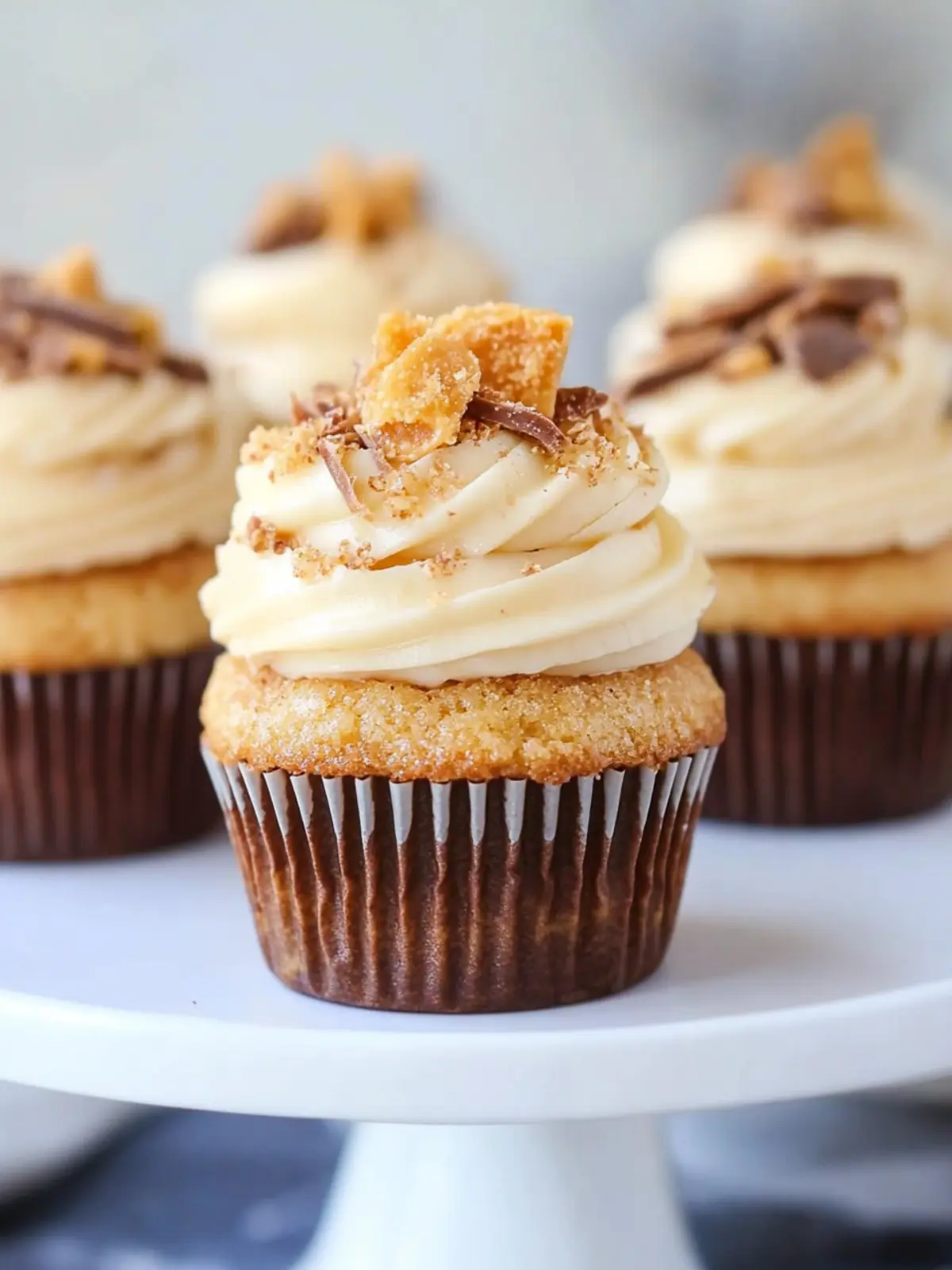 Butterfinger Cupcakes