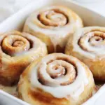 Heavenly Fat-Free Greek Yogurt Cinnamon Rolls to Indulge In Fat-Free Greek Yogurt Cinnamon Rolls
